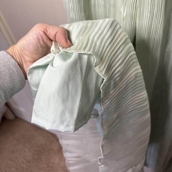 Lovers & Friends Sea Breeze Pants Mint Green Satin Chiffon Medium LONG Wide Leg - Picture 7 of 11